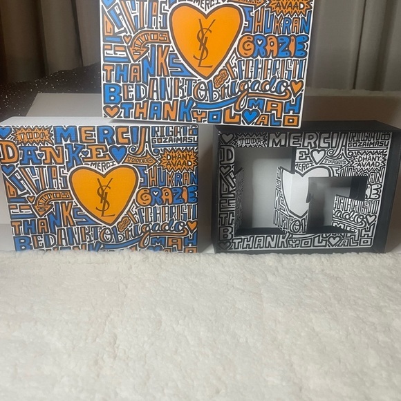 Yves Saint Laurent Orange and Blue Bold Graphic Accessory (empty box only) - Picture 10 of 10